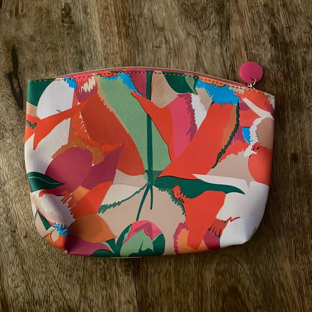 Ipsy - Makeup bag